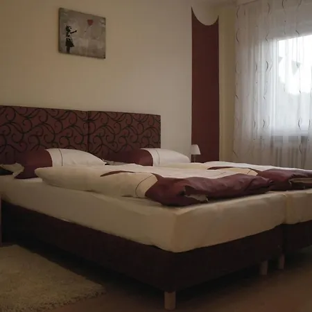 호텔 Gasthaus Kreuz 비베라흐