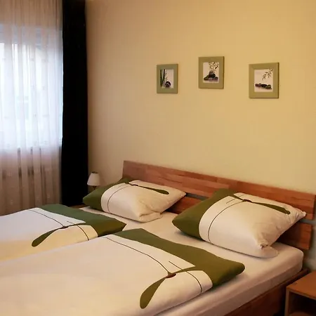 호텔 Gasthaus Kreuz 비베라흐